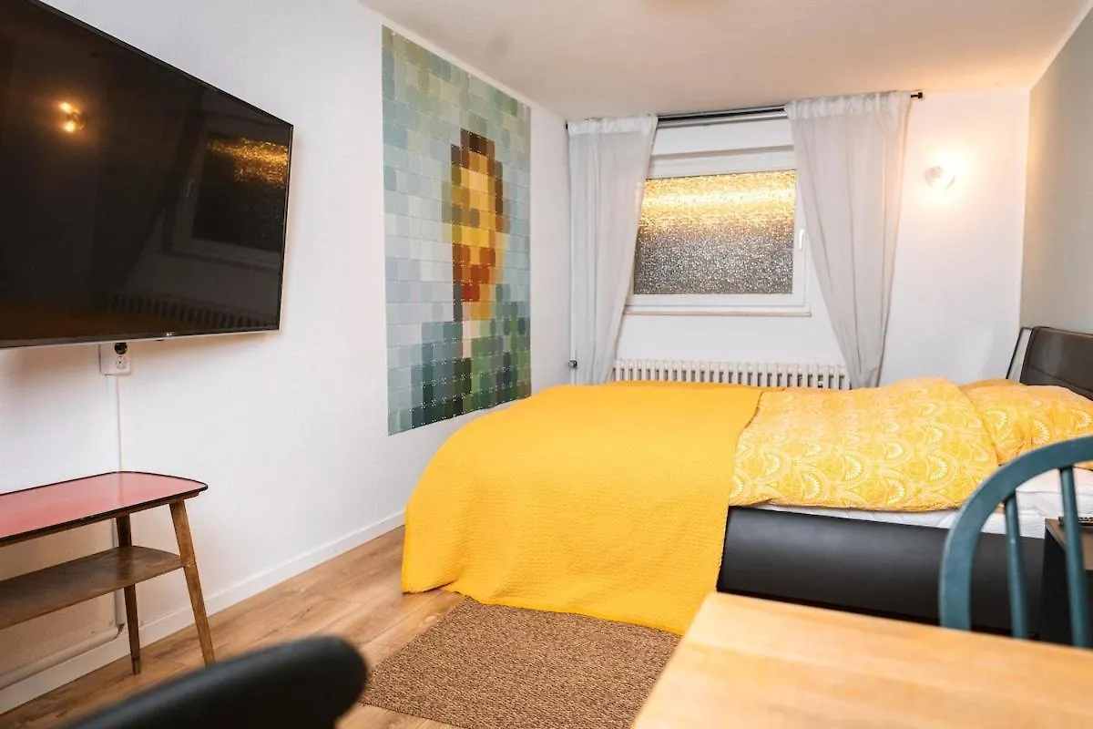 Casa Maxima, right by Benrath Castle Apartment Dusseldorf